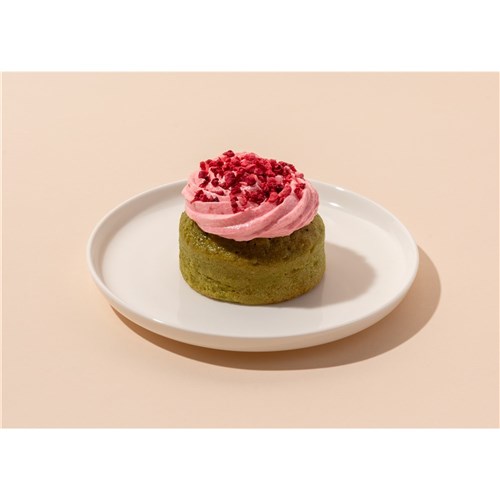 CAKE STRAWBERRY MATCHA IND GF (8 X 96GM)(6) # 1-619 PRIESTLEYS